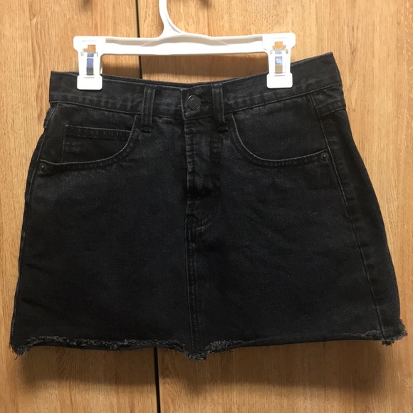 Brandy Melville Dresses & Skirts - Brandy Melville Black Denim Skirt